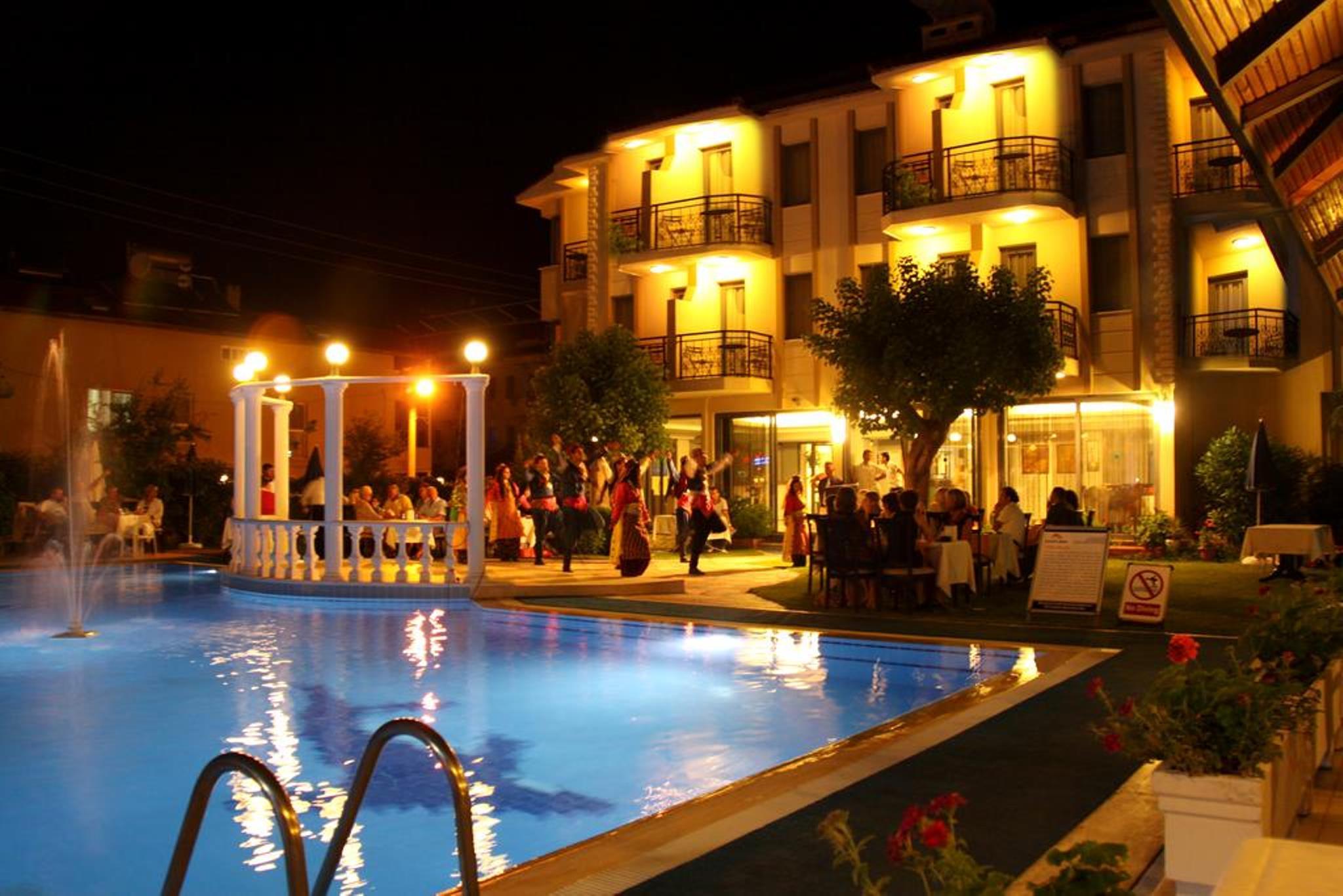 Golden Moon Hotel เฟทิเย ภายนอก รูปภาพ
